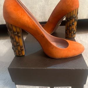 Rust suede Gucci gorgeous shoes